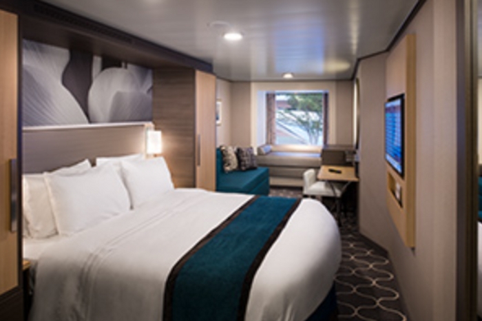 Photo of cabin: Connecting Interior