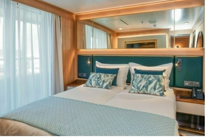 Photo of cabin: Infinity Deluxe Cabin