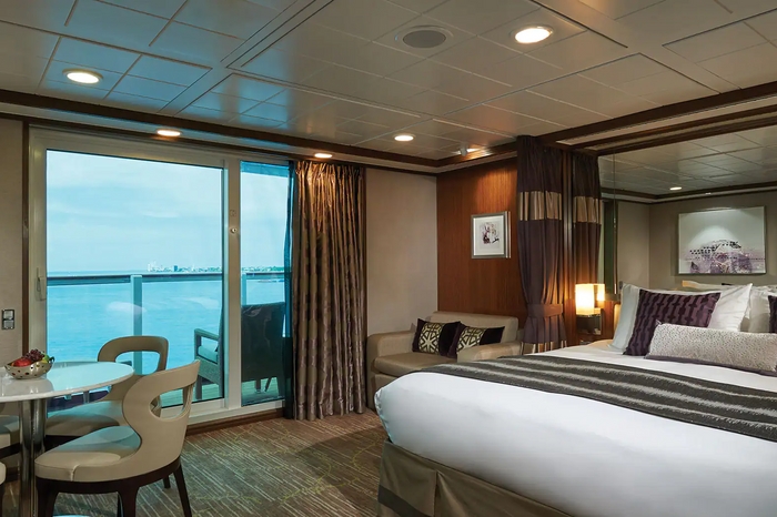 Photo of cabin: Aft-Facing Penthouse with Large Balcony