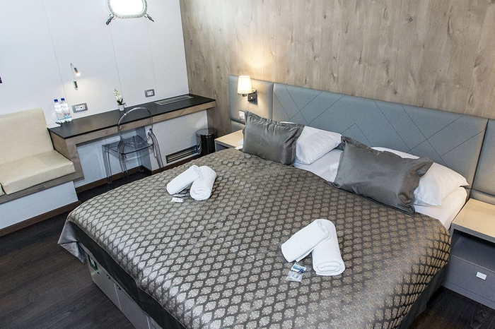 Photo of cabin: Lower Deck Cabin