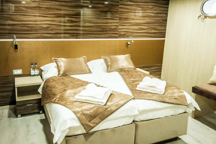 Photo of cabin: Lower Deck