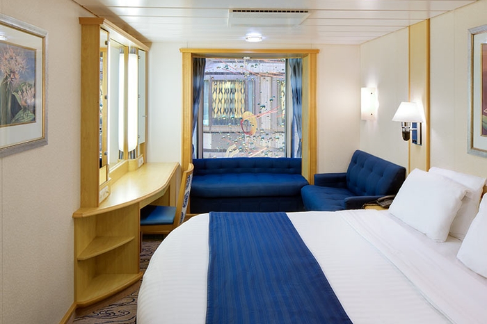 Photo of cabin: Connecting Promenade