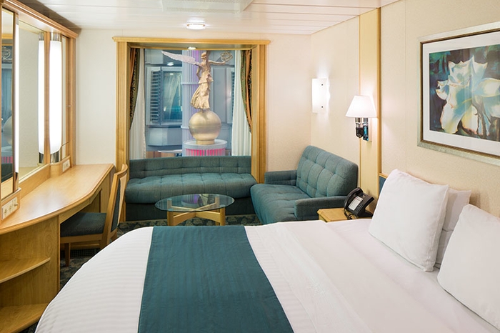 Photo of cabin: Connecting Promenade Interior