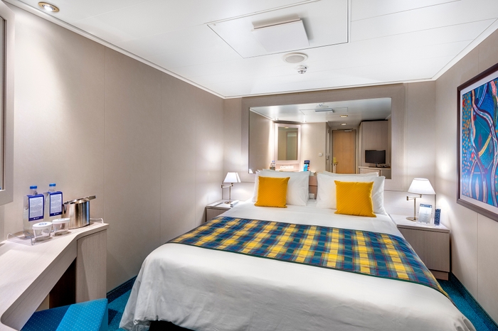 Photo of cabin: JUNIOR INTERIOR  FANTASTICA