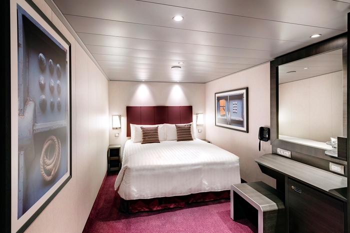 Photo of cabin: INTERIOR BELLA GUARANTEED