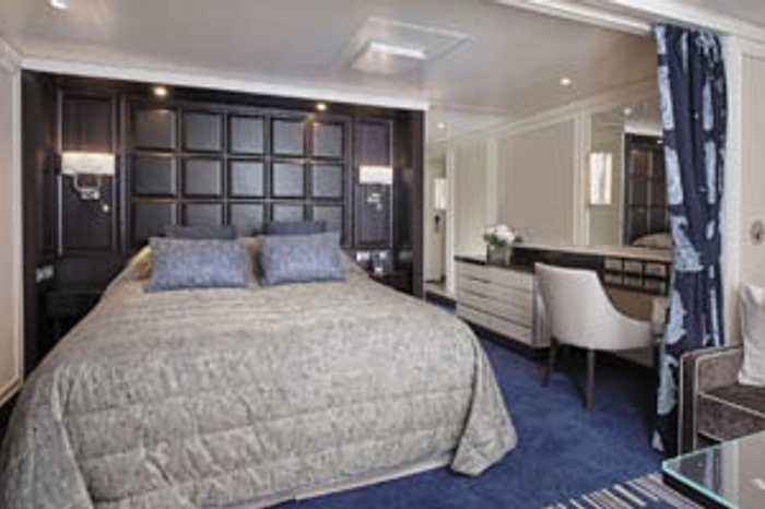 Photo of cabin: Serenity Suite