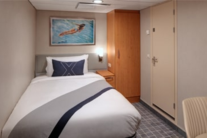 Photo of cabin: Inside Single