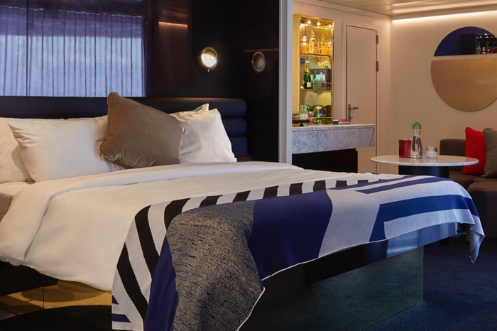 Photo of cabin: Cheeky Corner Suite – Biggest Terrace