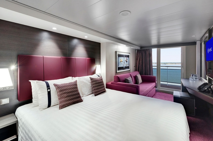 Photo of cabin: DELUXE BALCONY WITH PARTIAL VIEW FANTASTICA