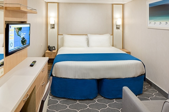 Photo of cabin: Interior Quad Gty