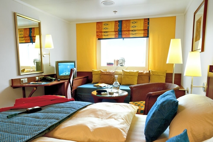 Photo of cabin: Exterior Cosmos Cabin