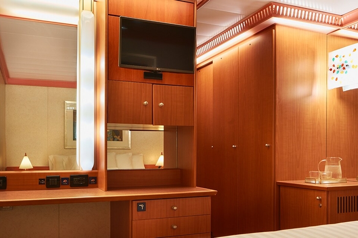 Photo of cabin: Interior Group ( I1 + I2 )