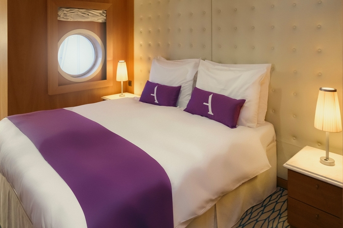 Photo of cabin: Suite (Midship - Deck 10)