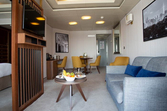 Photo of cabin: Suite (Midship - Deck 11)