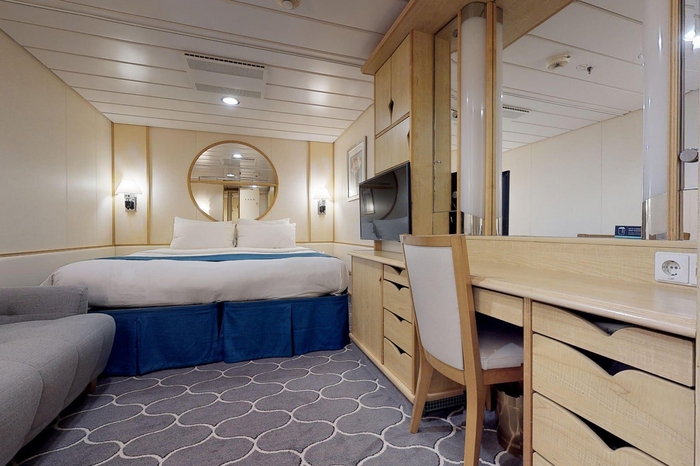 Photo of cabin: Interior Quad Guaranteed