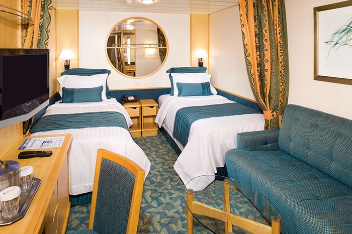 Photo of cabin: Interior Quad Guaranteed