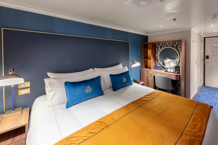 Photo of cabin: Standard Inside