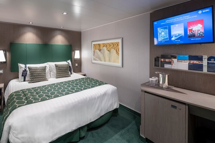 Photo of cabin: DELUXE INTERIOR FANTASTICA