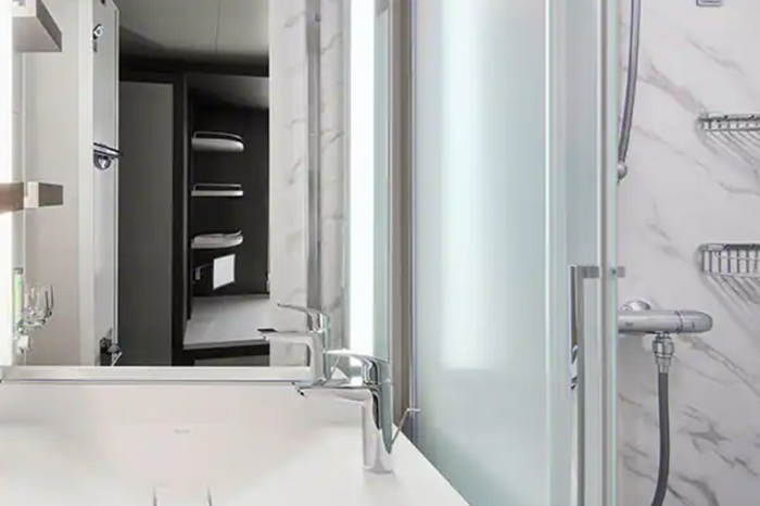 Photo of cabin: Aft-Facing Balcony