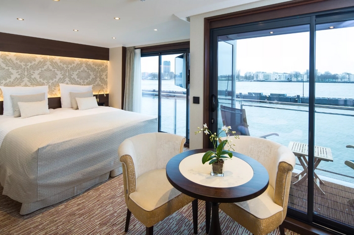 Photo of cabin: Deluxe Balcony Suite - Diamond Deck