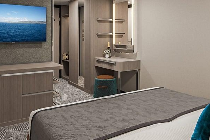 Photo of cabin: Solo Inside