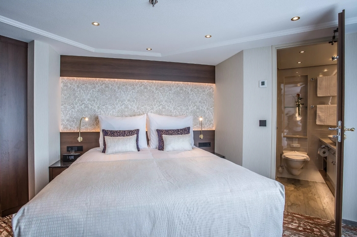 Photo of cabin: Superior Suite - Diamond Deck