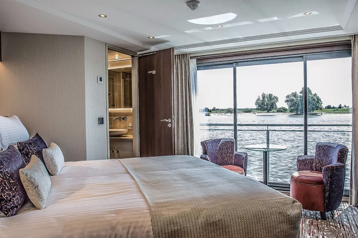 Photo of cabin: Superior Suite - Ruby Deck