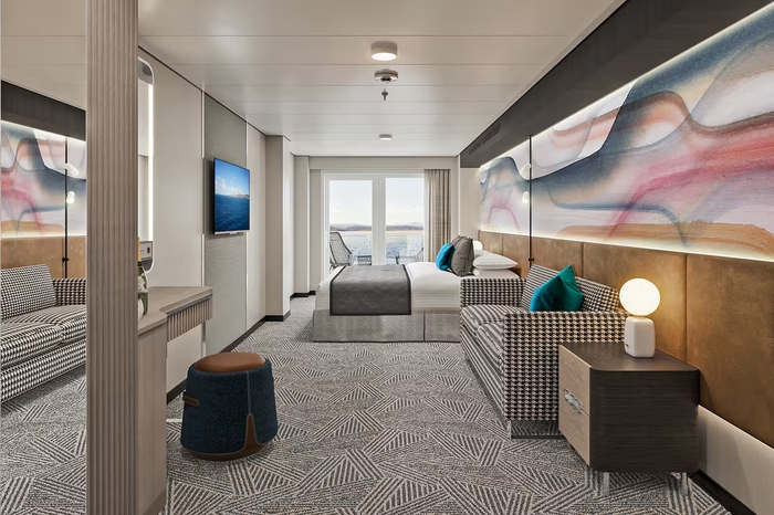 Photo of cabin: Family Club Balcony Suite