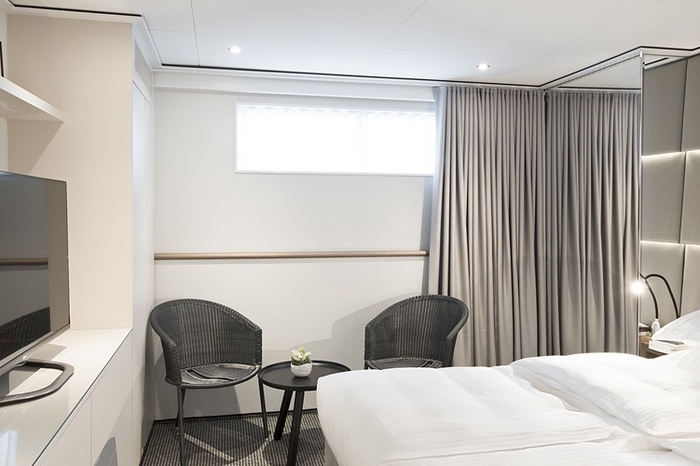 Photo of cabin: Emerald Stateroom