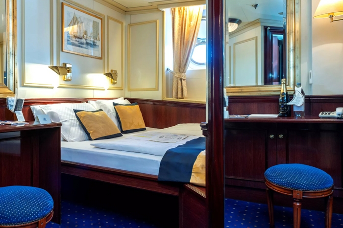 Photo of cabin: Category 4 - Commodore Deck