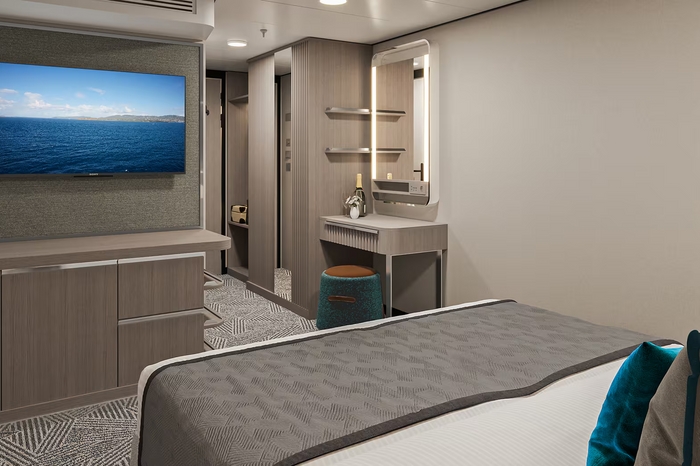 Photo of cabin: Solo Inside