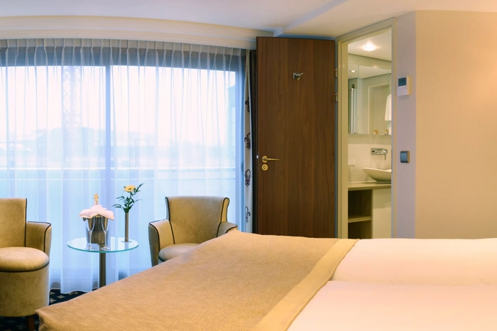 Photo of cabin: Superior Suite - Diamond Deck