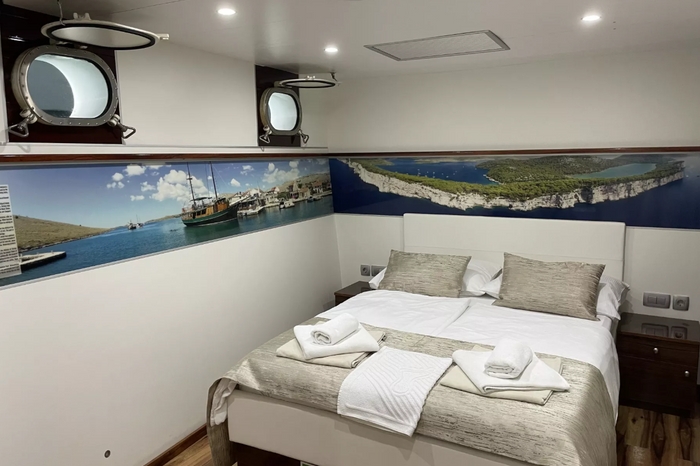 Photo of cabin: Lower Deck Cabin