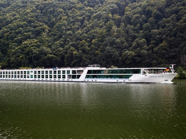 Emerald Cruises Emerald Destiny