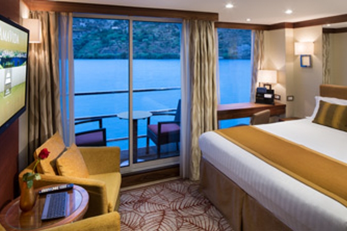 Photo of cabin: Outside Balcony