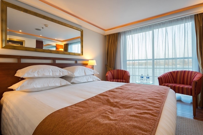 Photo of cabin: French Balcony