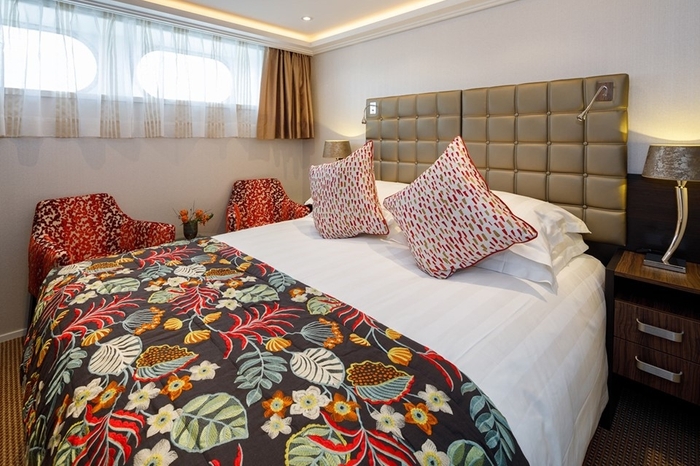 Photo of cabin: Fixed Window