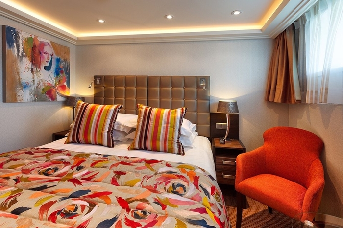 Photo of cabin: Fixed Window