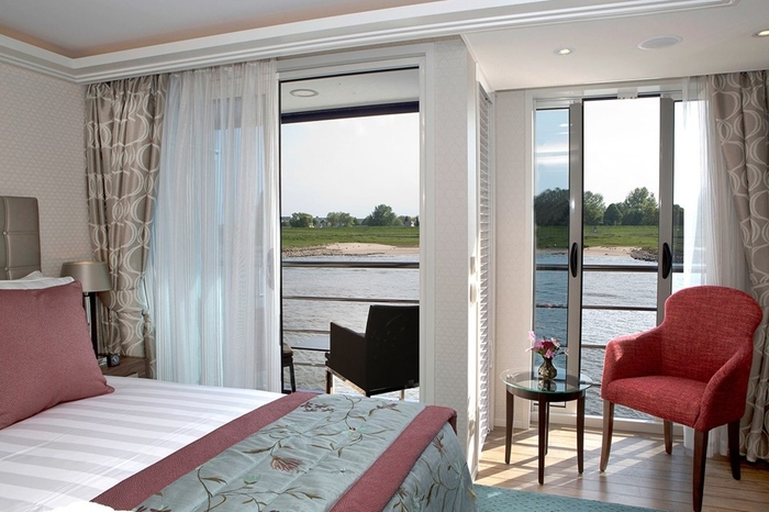 Photo of cabin: Twin Balcony