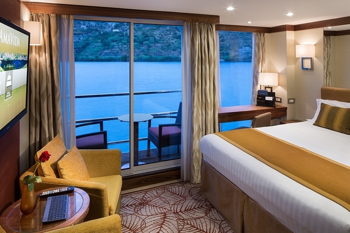 Photo of cabin: Outside Balcony