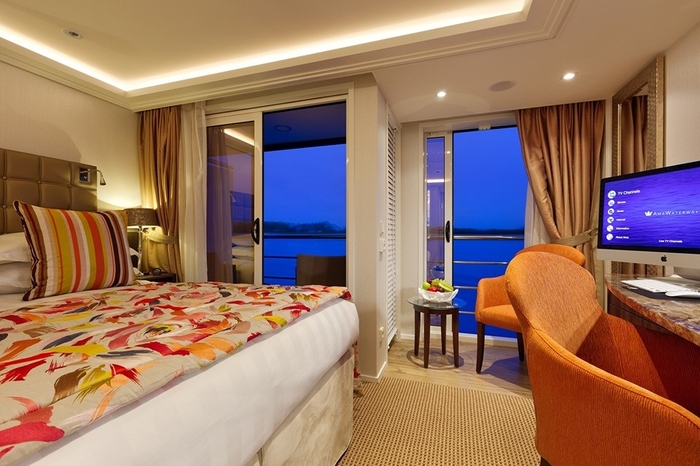 Photo of cabin: Twin Balcony