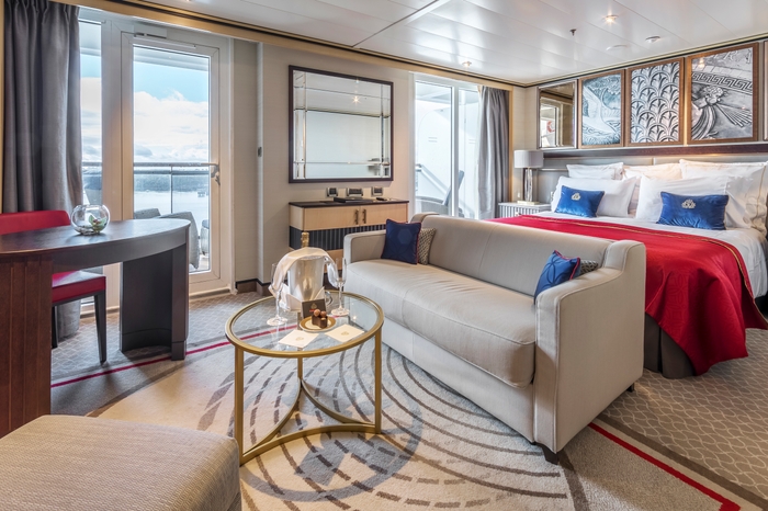 Photo of cabin: Queen Suite