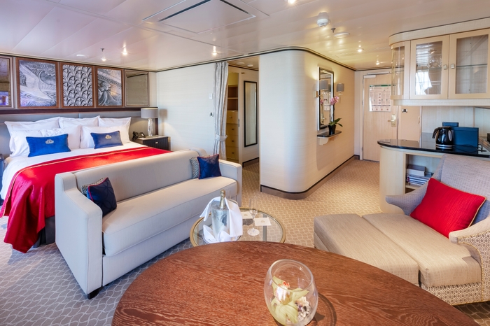 Photo of cabin: Queen Suite