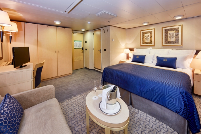 Photo of cabin: Deluxe Inside