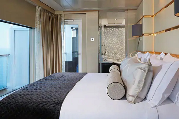 Photo of cabin: The Haven Deluxe Owner's Suite with Large Balcony