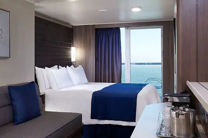 Photo of cabin: Club Balcony Suite
