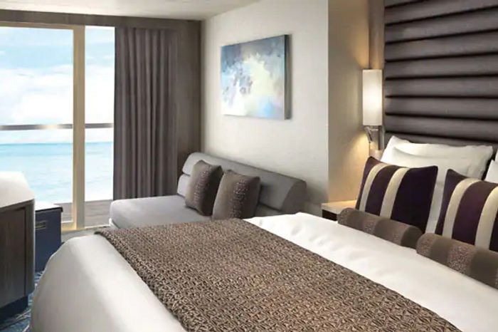 Photo of cabin: Spa Club Balcony Suite