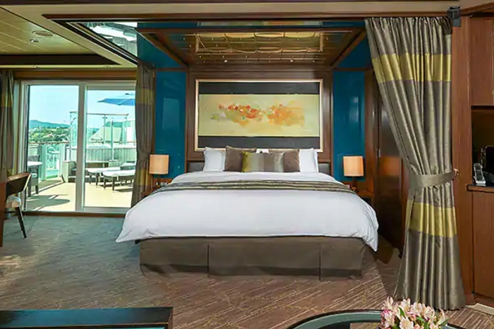 Photo of cabin: The Haven Deluxe Owner's Suite with Large Balcony