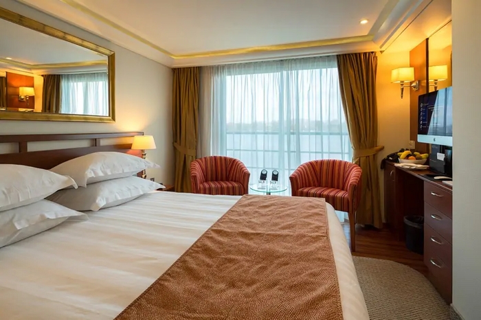 Photo of cabin: French Balcony