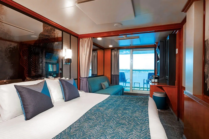 Photo of cabin: Sail Away Club Balcony Suite